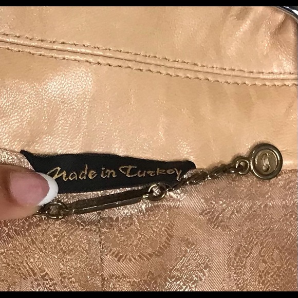 Bella Bicchi Tan Leather Jacket. - Picture 6 of 7